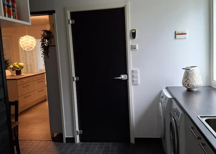 Kylvaejaentie 公寓 *