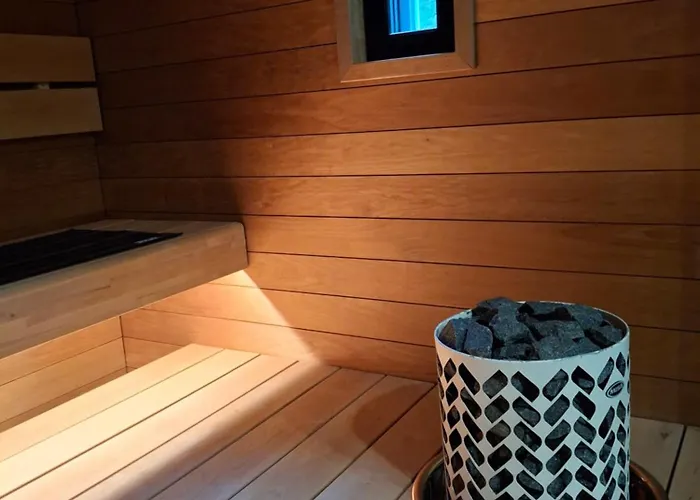 Kylvaejaentie 公寓 *